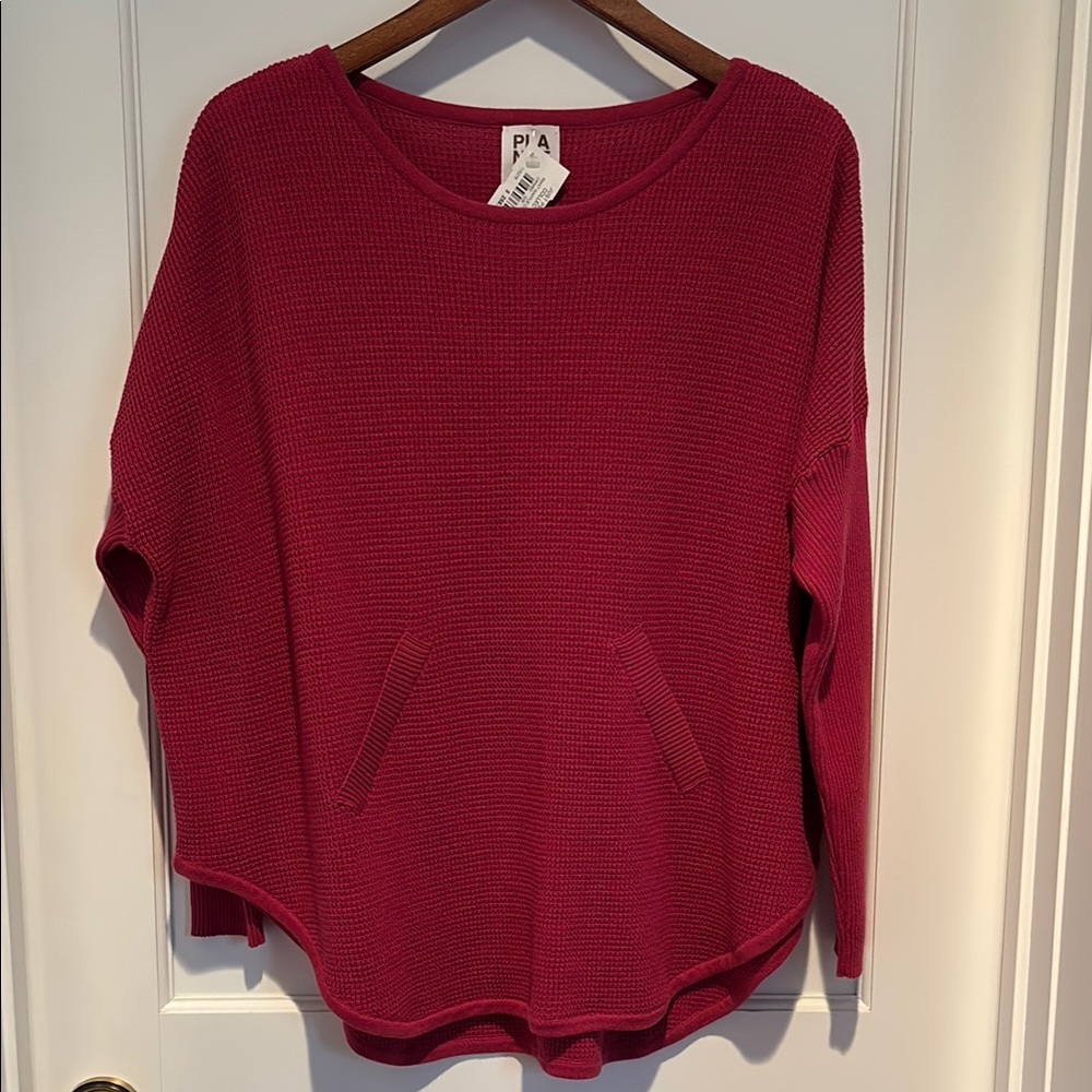 NWT Planet by Lauren G 100% cotton waffle crewneck long sleeve top in crimson